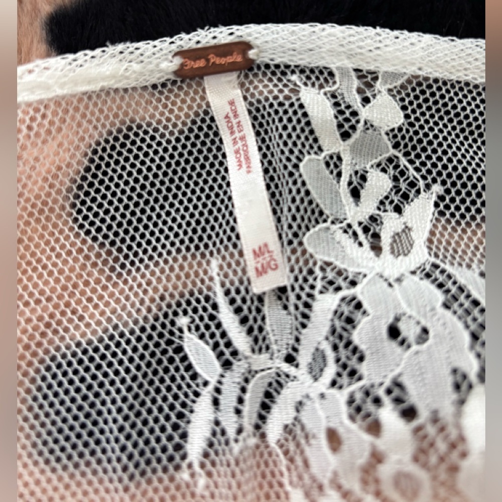 Free People White Lace waist accessory! Tie thru jean belt loops. Be creative!